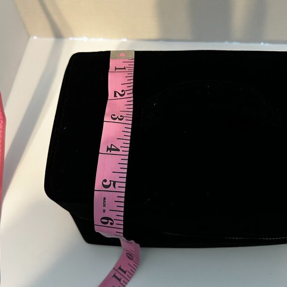 ✨ Rare YSL Velvet Travel Case - Perfect Gift or Private Luxury - Picture 3 of 11